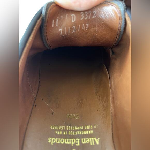 Allen Edmonds Tate Wingtip Taupe Suede Brogue Derby Men’s 11D Casual Dress Shoes